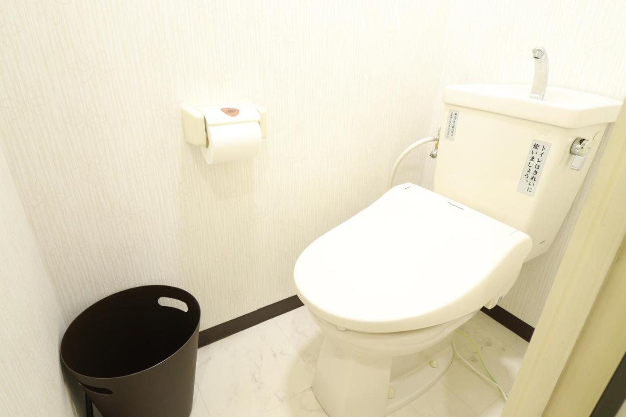 Appartamento Court Saiwaicho Osaka Esterno foto